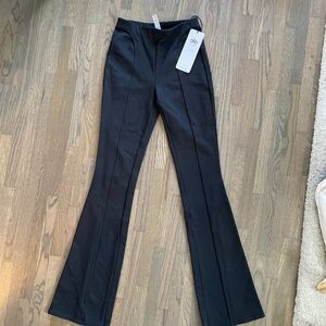 Airtech Zip It Flare Legging